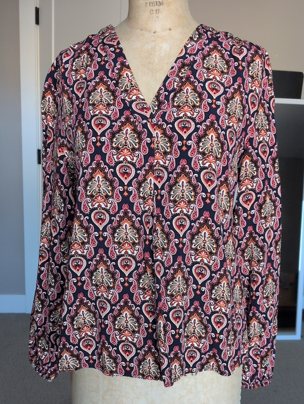 Women's Paisley V-Neck Viscose Blouse